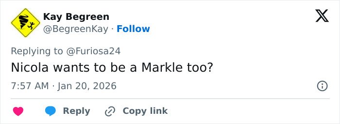 Tweet by user Kay Begreen responding to another user, referencing Brooklyn Beckham's biting accusations against parents contradiction.