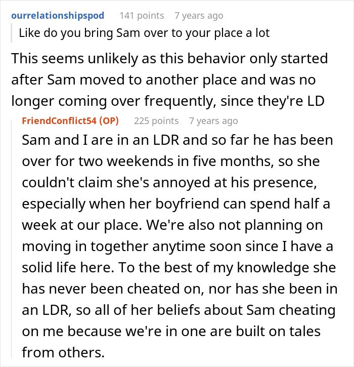 Screenshot of an online discussion where a woman fabricates evidence of cheating to convince her friend to end the relationship.