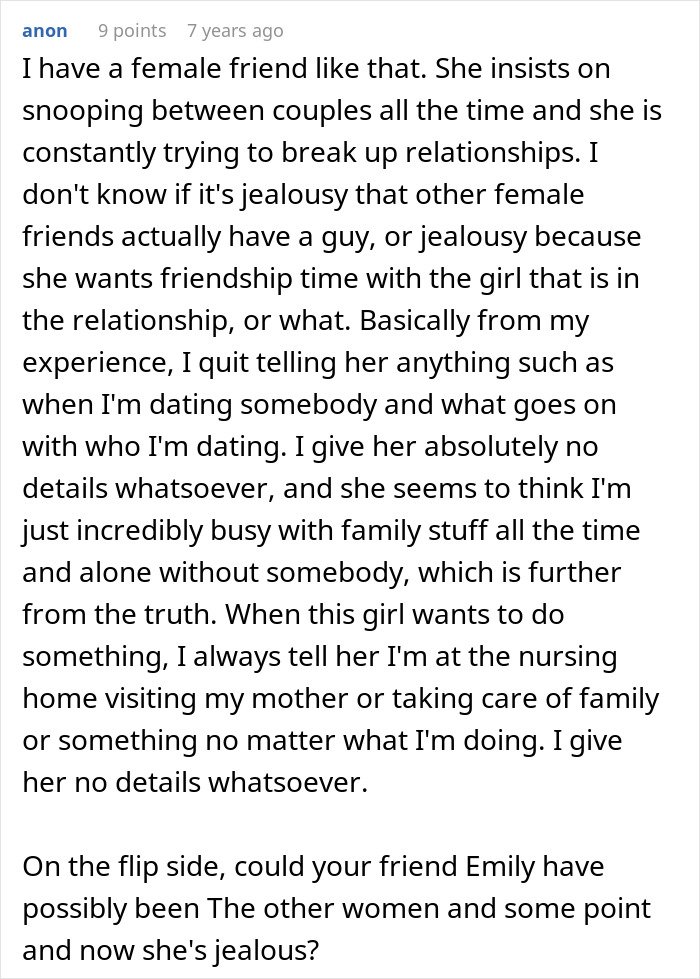 Comment discussing a woman fabricating evidence of cheating to convince her friend to end a relationship.