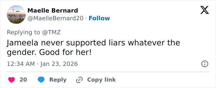 Tweet showing user Maelle Bernard praising British actress Jameela Jamil for calling out a villain, referencing Blake Lively texts.