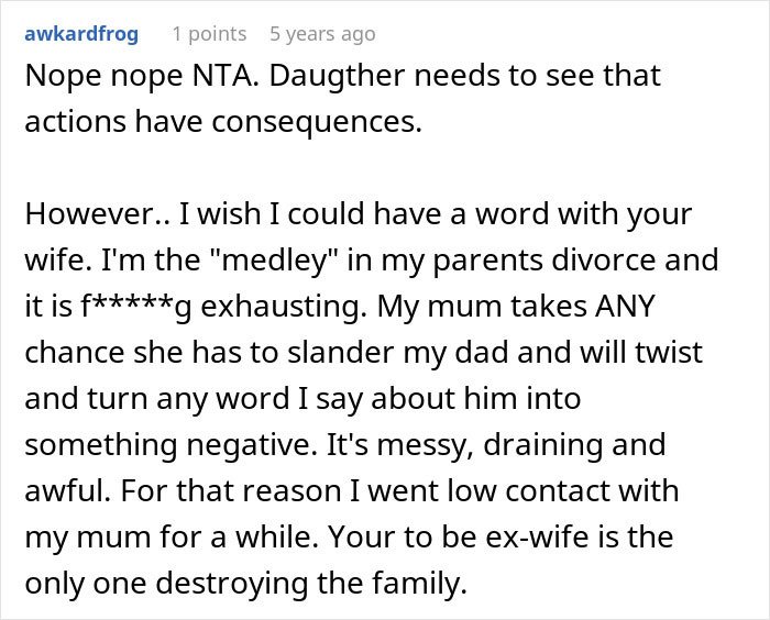 Reddit comment about dad feeling guilty and distancing himself from daughter during messy divorce reveals heartbreaking family struggles.