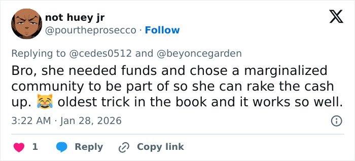 Tweet by user not huey jr discussing a controversial opinion related to JoJo Siwa's latest confession and massive transformation.