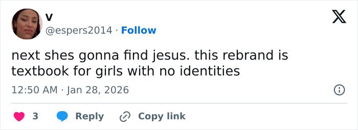 Tweet criticizing JoJo Siwa's latest confession, sparking heated reactions about her massive transformation online.
