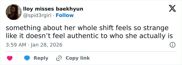 Twitter user commenting on JoJo Siwa’s massive transformation, expressing feelings of the shift being strange and inauthentic.