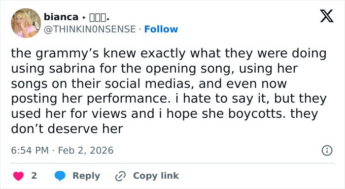 Tweet expressing fans' support for Sabrina Carpenter's boycott after six Grammy losses, highlighting emotional reactions.