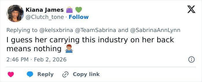 Screenshot of a fan tweet reacting emotionally to Sabrina Carpenter&rsquo;s Grammy losses in the music industry.
