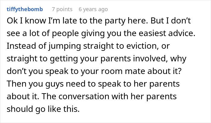 Text comment discussing advice on handling a situation where roommate&rsquo;s parents use a spare key and act like babysitters.