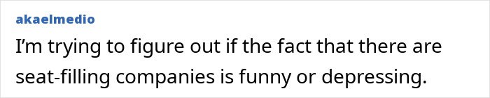 Text post from akaelmedio discussing the humor and reality of Grammy seat filler companies behind the scenes.