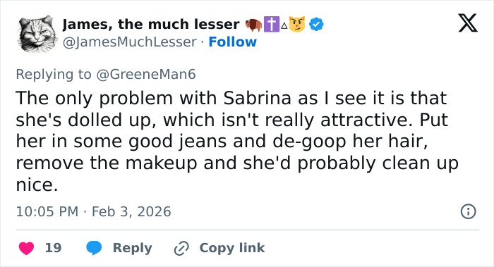 Screenshot of a tweet debating the viral claim about men like Sydney Sweeney and women like Sabrina Carpenter.