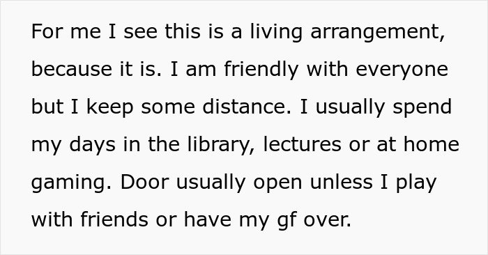 Text about a guy discussing his living arrangement, spending time in the library, lectures, gaming, and social visits.