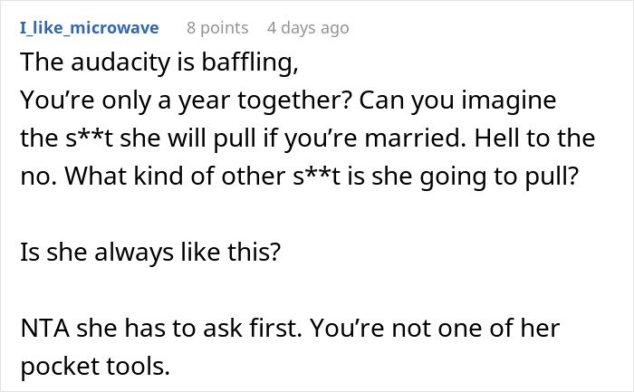 Screenshot of a forum comment discussing a woman volunteering her boyfriend for free labor and his refusal.
