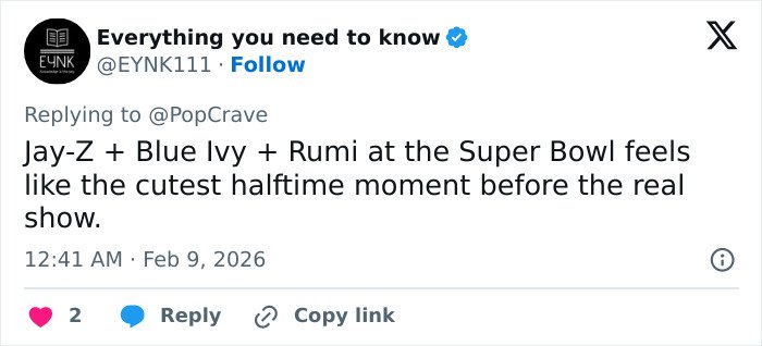 Tweet discussing Blue Ivy’s resemblance to her mom during the Super Bowl halftime, highlighting fans’ confused reactions.