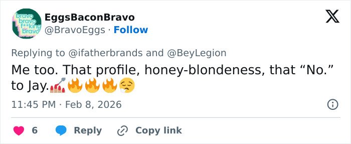 Tweet showing fan reaction about Blue Ivy's resemblance to mom at Super Bowl, noting genetics and profile similarities.