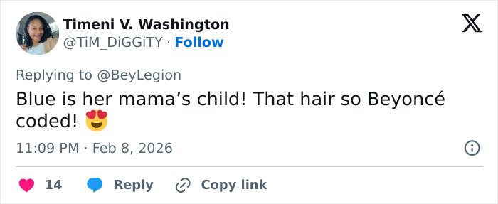Tweet praising Blue Ivy’s resemblance to mom Beyoncé, highlighting genetics and hair style at the Super Bowl event.