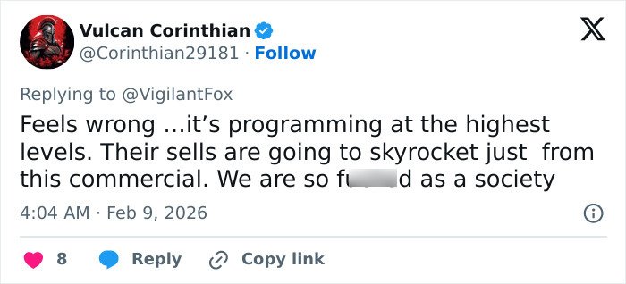 Tweet criticizing a Super Bowl ad featuring Serena Williams amid controversy over her weight loss transformation.