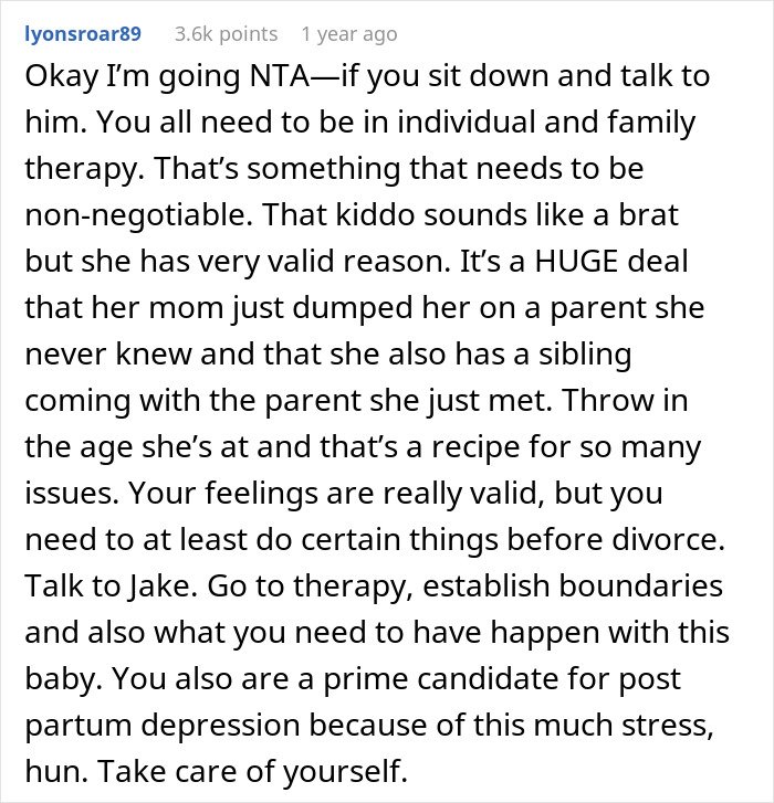 Comment text discussing family therapy and emotional challenges after learning about a 12-year-old daughter affecting a man’s marriage.