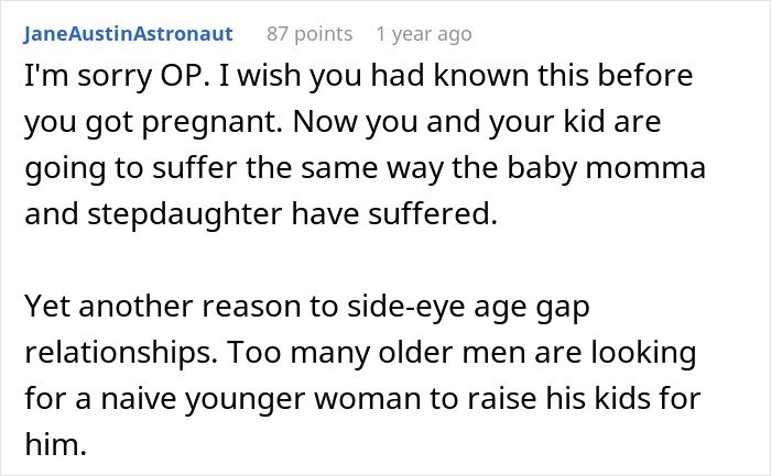 Screenshot of an online comment discussing a man’s marriage troubles after discovering he has a 12-year-old daughter.
