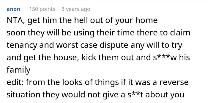 Alt text:
Comment urging woman to kick late husband's brother and his kids out for using his clothes and belongings abusively