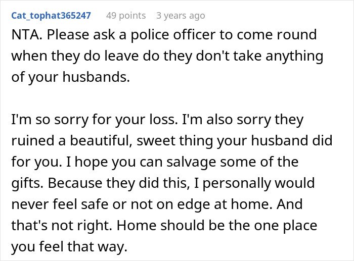 Comment from user advising to ask police to prevent late husband's brother and kids from taking belongings after being kicked out.