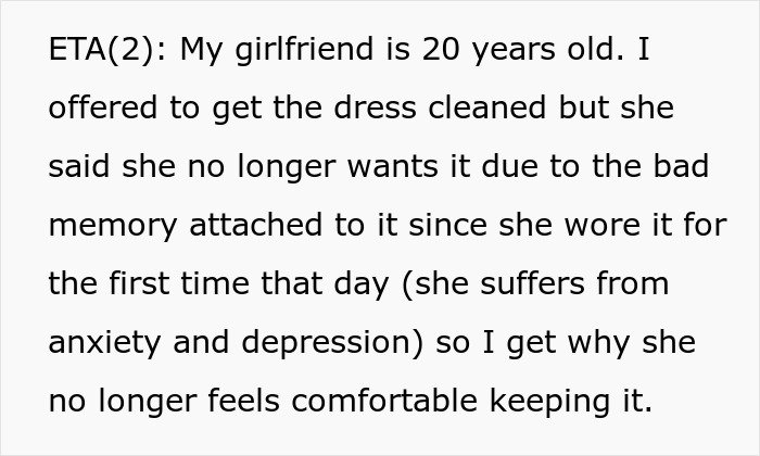 Text excerpt from a discussion about a girlfriend's decision related to a dress, involving groom pranks and wedding conflicts.
