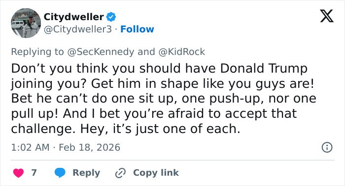 Screenshot of a Twitter reply discussing RFK Jr.’s workout video with Kid Rock sparking reactions on social media.