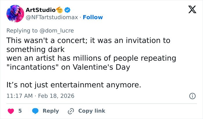 Screenshot of a tweet describing Lady Gaga's disturbing and scary look and mannerisms at a recent concert.