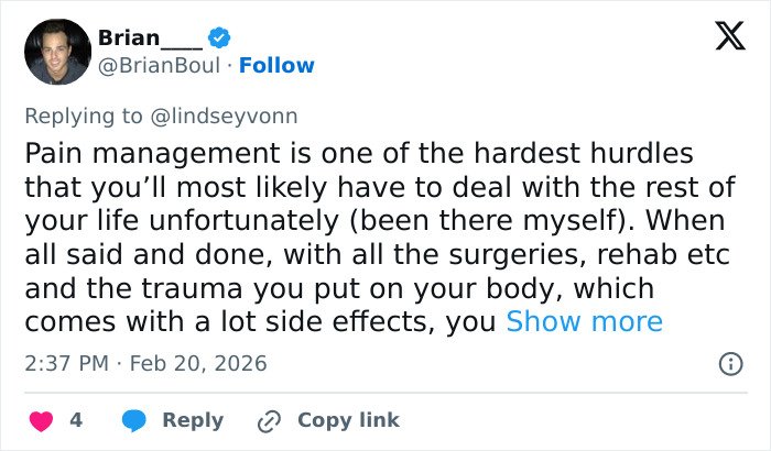 Tweet about pain management challenges and recovery following Lindsey Vonn's fifth surgery on broken leg.