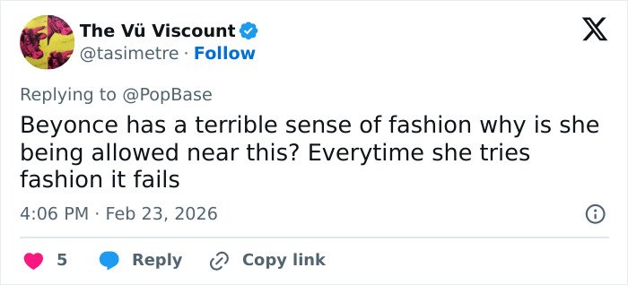 Screenshot of a tweet criticizing Beyonce&rsquo;s fashion sense in response to the Met Gala 2026 dress code announcement.