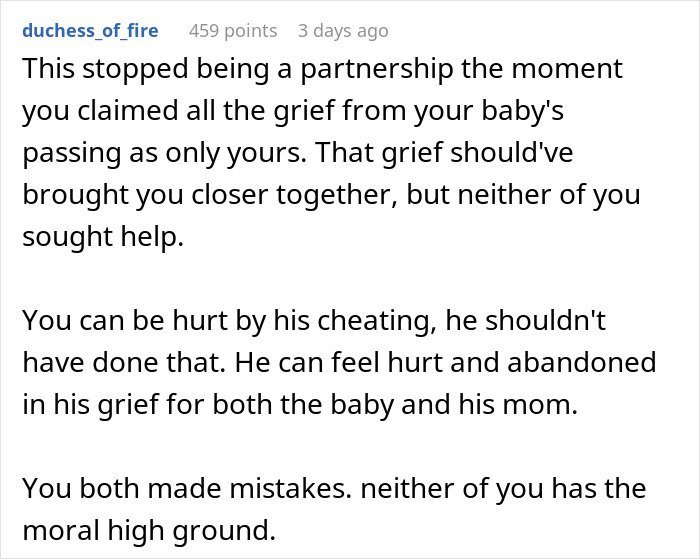 Reddit comment giving a reality check to woman about cheating husband and fair therapist’s perspective on grief and mistakes.