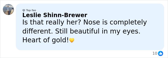 Comment expressing surprise at Taylor Swift’s makeup-free look, praising her natural beauty and kind heart.