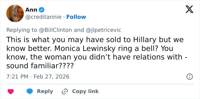Screenshot of a Twitter reply discussing Bill Clinton and referencing Hillary’s Epstein ties following her testimony.
