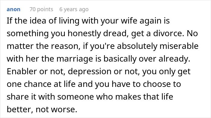 Comment discussing giving a wife a second chance after she leaves and asks to be taken back, with mixed internet opinions.