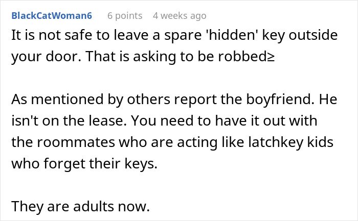 Comment discussing the risks of leaving a hidden spare key and addressing roommates who forget their keys.
