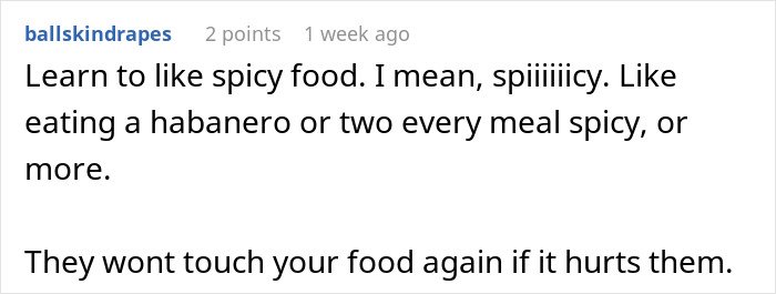 Screenshot of a forum comment about liking spicy food, illustrating frustration similar to a woman ignoring roommate calls.