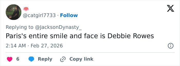 Tweet discussing Paris Jackson&rsquo;s resemblance to Debbie Rowe amid biological dad fan scrutiny on social media.
