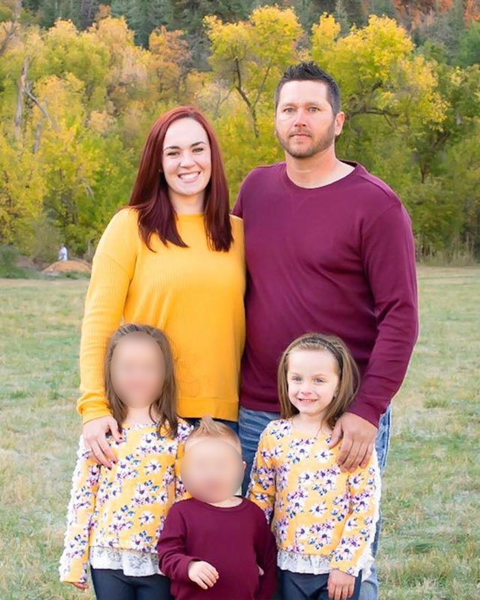 Family portrait outdoors with parents and children, highlighting Utah dance mom’s mean texts and parent clash in Vegas tragedy context