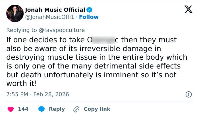 Kelly Osbourne at the Brit Awards, with fans accusing her of buccal fat removal as her look goes viral.