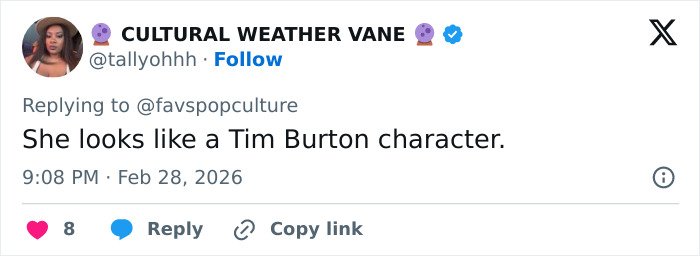 Kelly Osbourne with sleek hairstyle and makeup, sparking fans' buccal fat removal rumors after Brit Awards appearance.