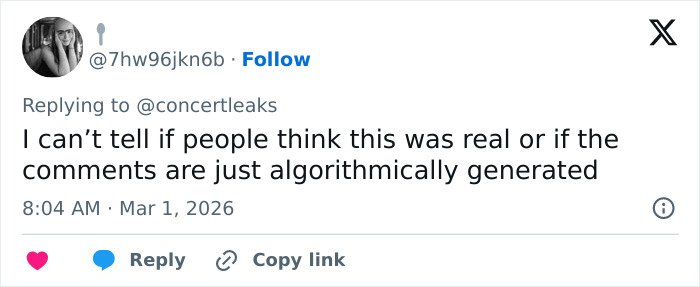 Crowd and security intervening as singer gets pushed off stage during Chaos at Brit Awards performance in viral video.